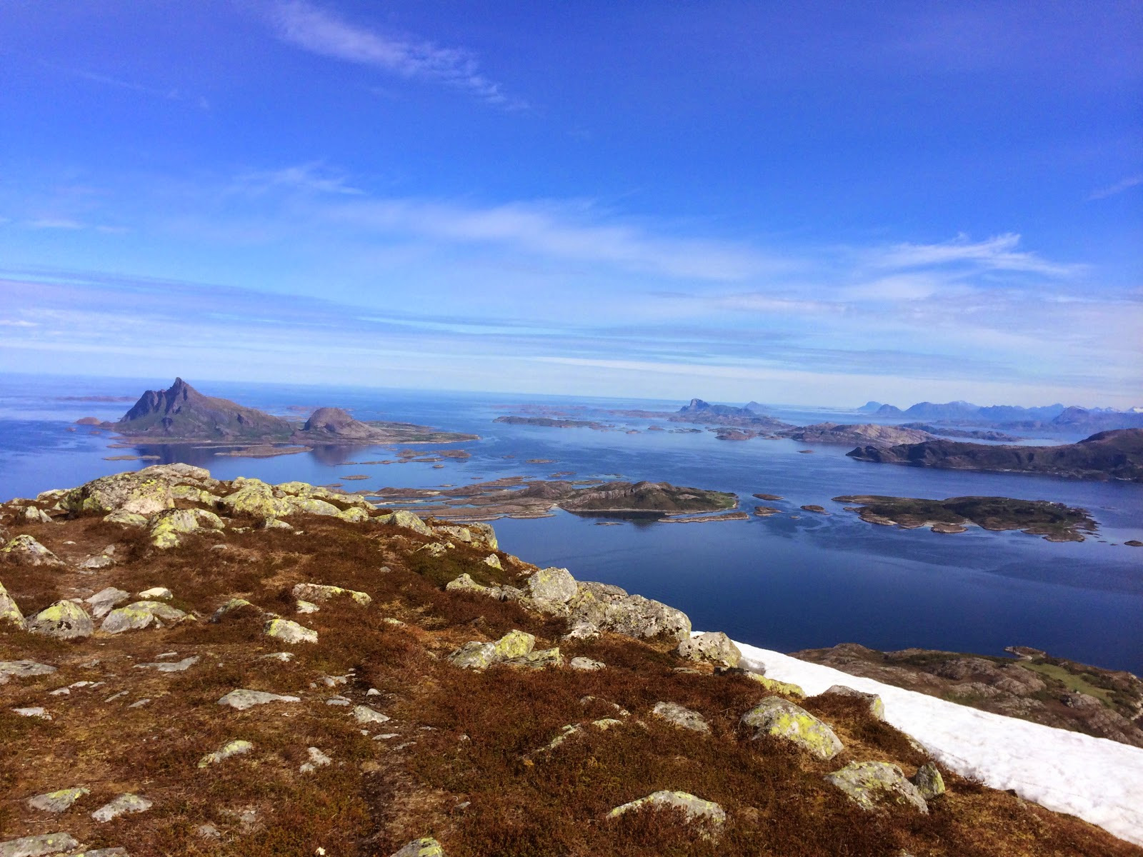 Utsikt fra Lurøy fjellet